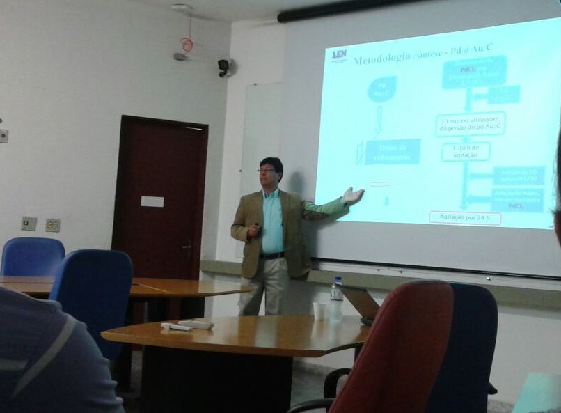 Professor do PEP ministra palestra acerca de desenvolvimento de catalisadores na UFSCar