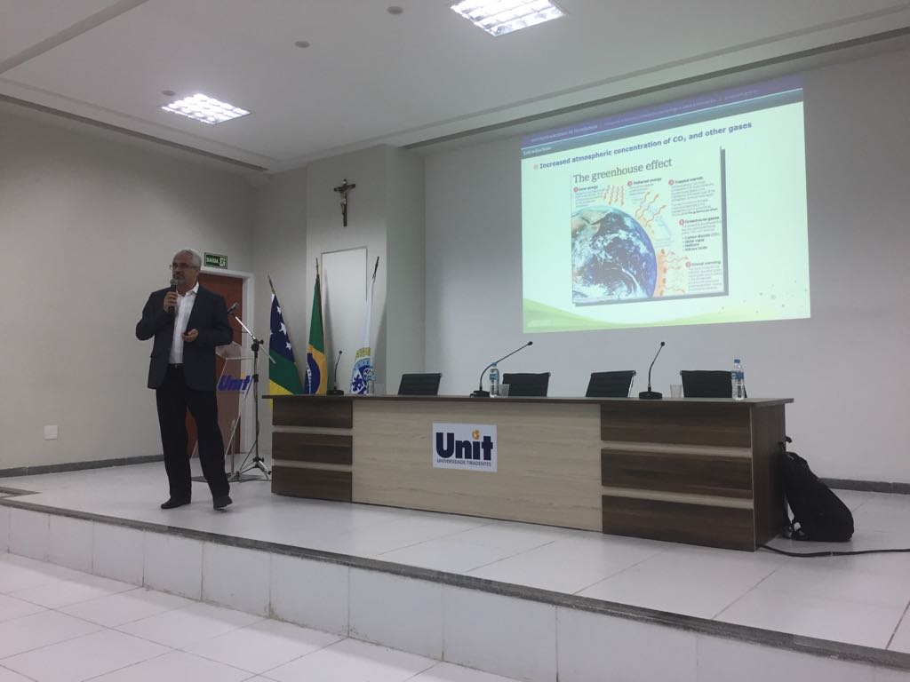 [:pt]Discentes e Docentes do PEP participam da aula inaugural do ano de 2018, proferida pelo Professor Dr. Fábio Bellot Noronha do INT – Rio de Janeiro/RJ[:]