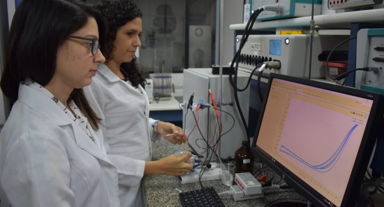 [:pt]Você sabe o que é dupla titulação? Confira aqui![:]