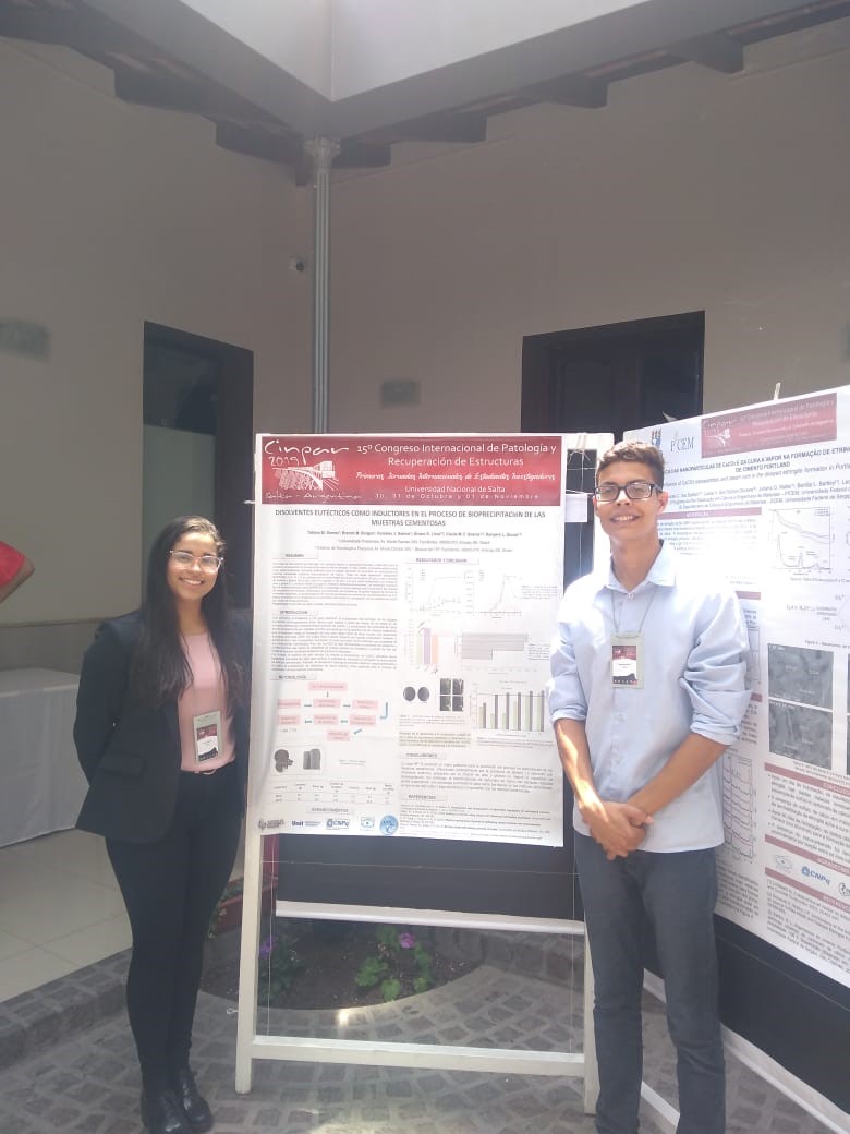 A pesquisa levando os alunos de Iniciação Científica do PEP em um dos congressos mais importantes na área de Patologia e Reabilitação de Estruturas