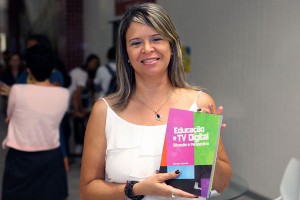 Professora da Unit lança livro sobre TV Digital na Educação