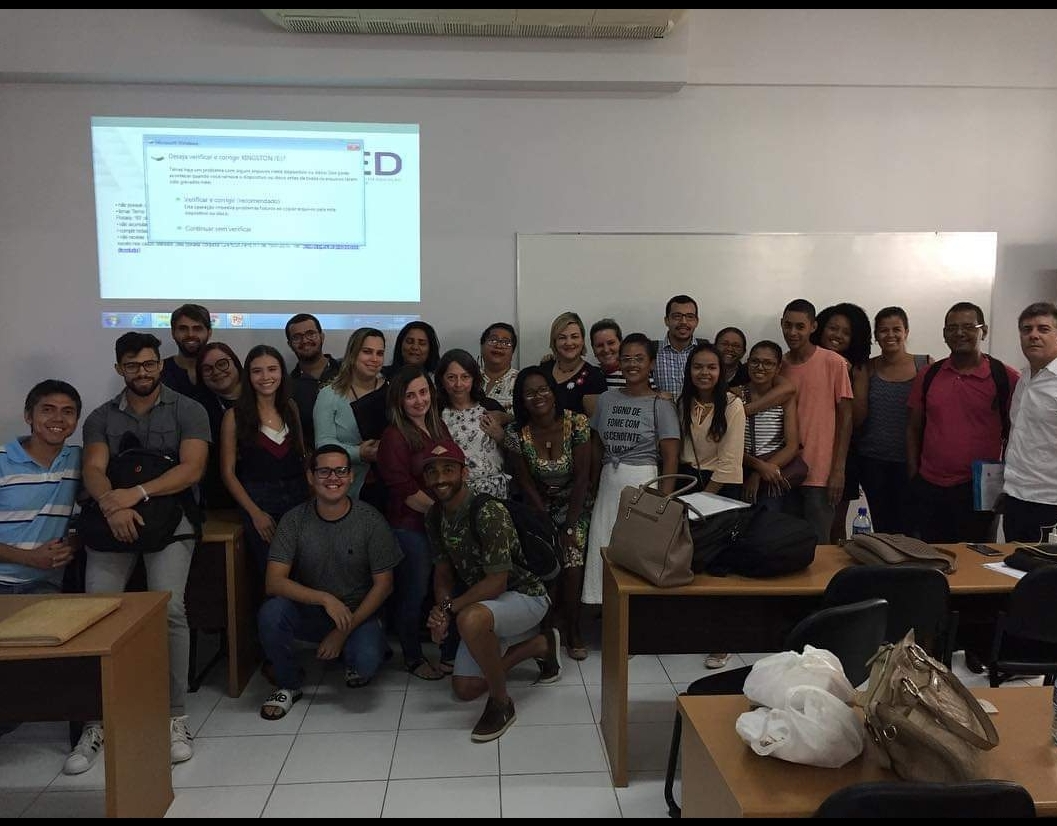 [:pt]Comissão de Bolsas do PPED-UNIT se reúne com bolsistas de mestrado e doutorado[:]