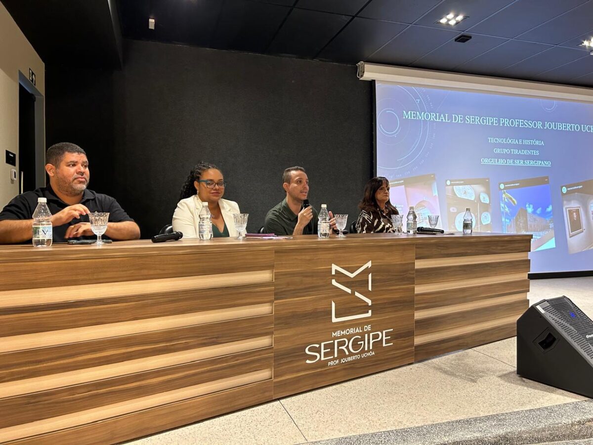 Doutorandos(as) e Mestrandos(as) do PPED/UNIT participam da mesa redonda na 22ª Semana Nacional dos Museus no Memorial de Sergipe Prof. Jouberto Uchôa